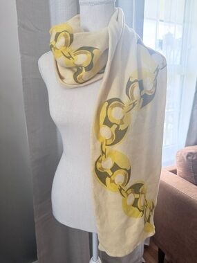 Married to the Mob Cream and Yellow Chain-Print Scarf